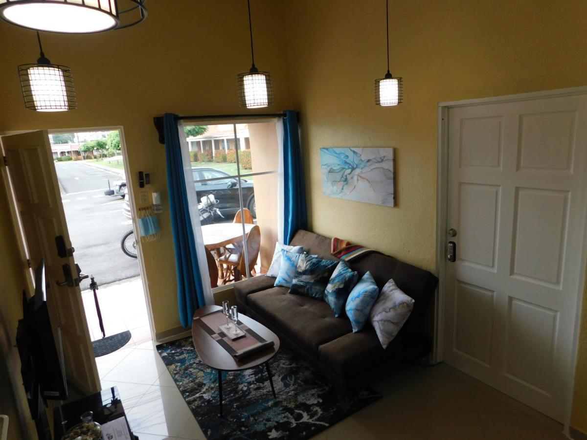 Condo Villa B27 Sleeps Five People - B28 Sleeps Six People - Price Includes Housekeeping Fees Not Taxes - Very Close To The Pool And Beach! Jaco Ngoại thất bức ảnh