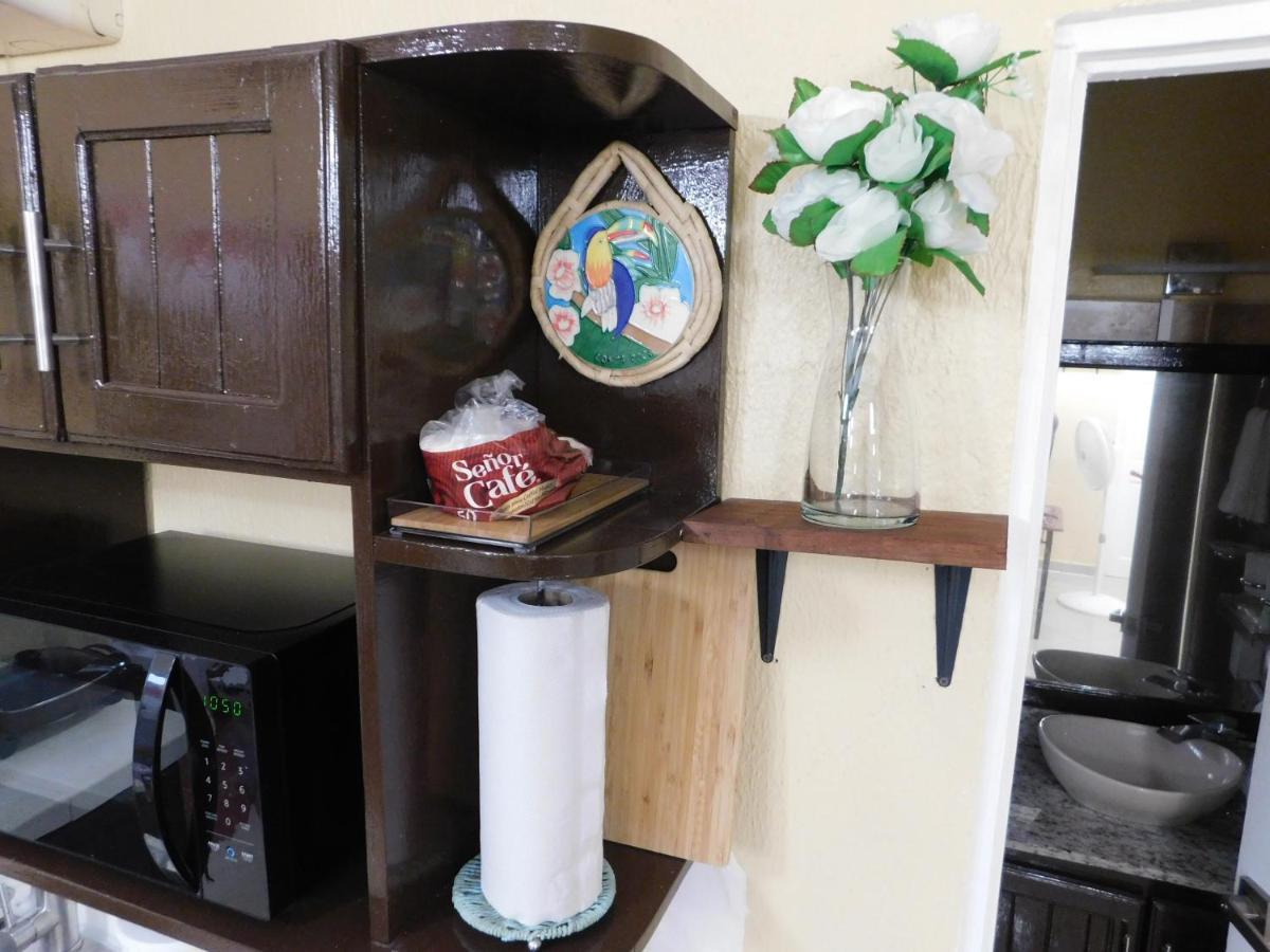Condo Villa B27 Sleeps Five People - B28 Sleeps Six People - Price Includes Housekeeping Fees Not Taxes - Very Close To The Pool And Beach! Jaco Ngoại thất bức ảnh