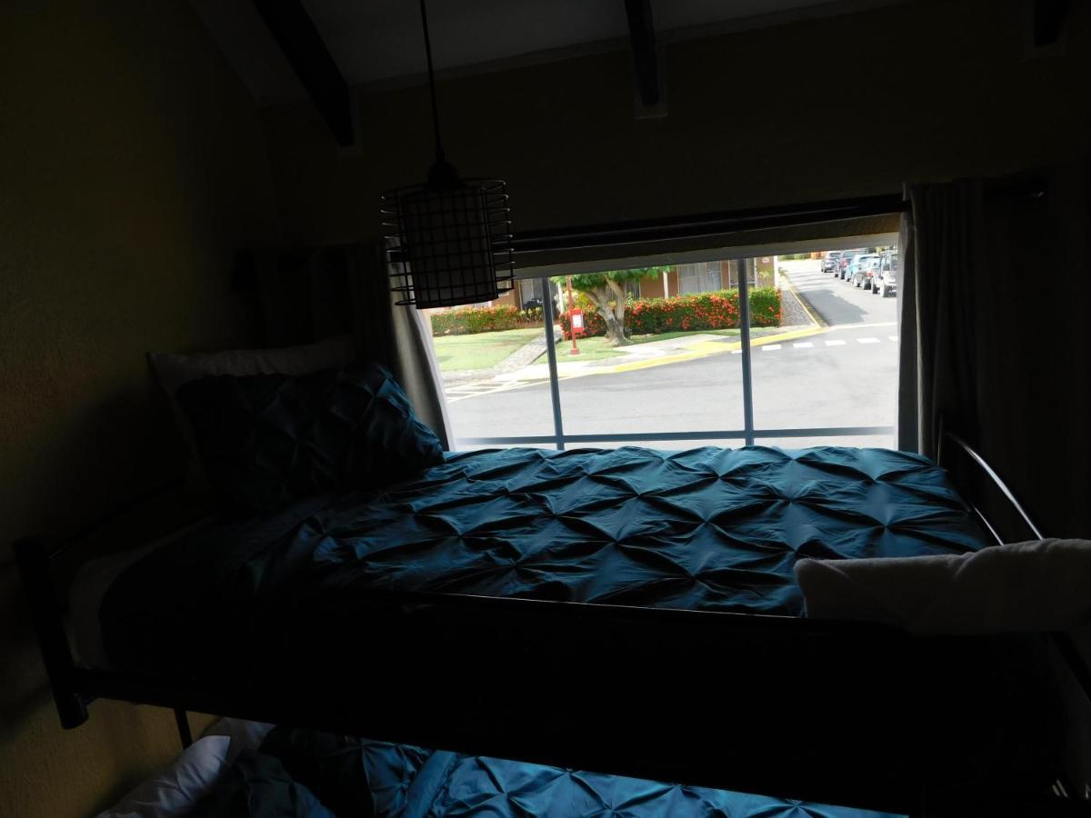 Condo Villa B27 Sleeps Five People - B28 Sleeps Six People - Price Includes Housekeeping Fees Not Taxes - Very Close To The Pool And Beach! Jaco Ngoại thất bức ảnh